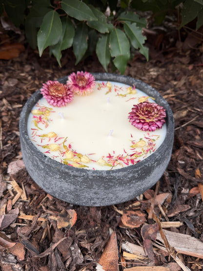 XL Betonkerze "Big Bloom – handmade von DochtFreunde (Bild 6)