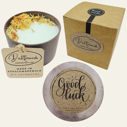 Handgemachte Duftkerze „Good Luck“ – handmade von DochtFreunde (Bild 1)