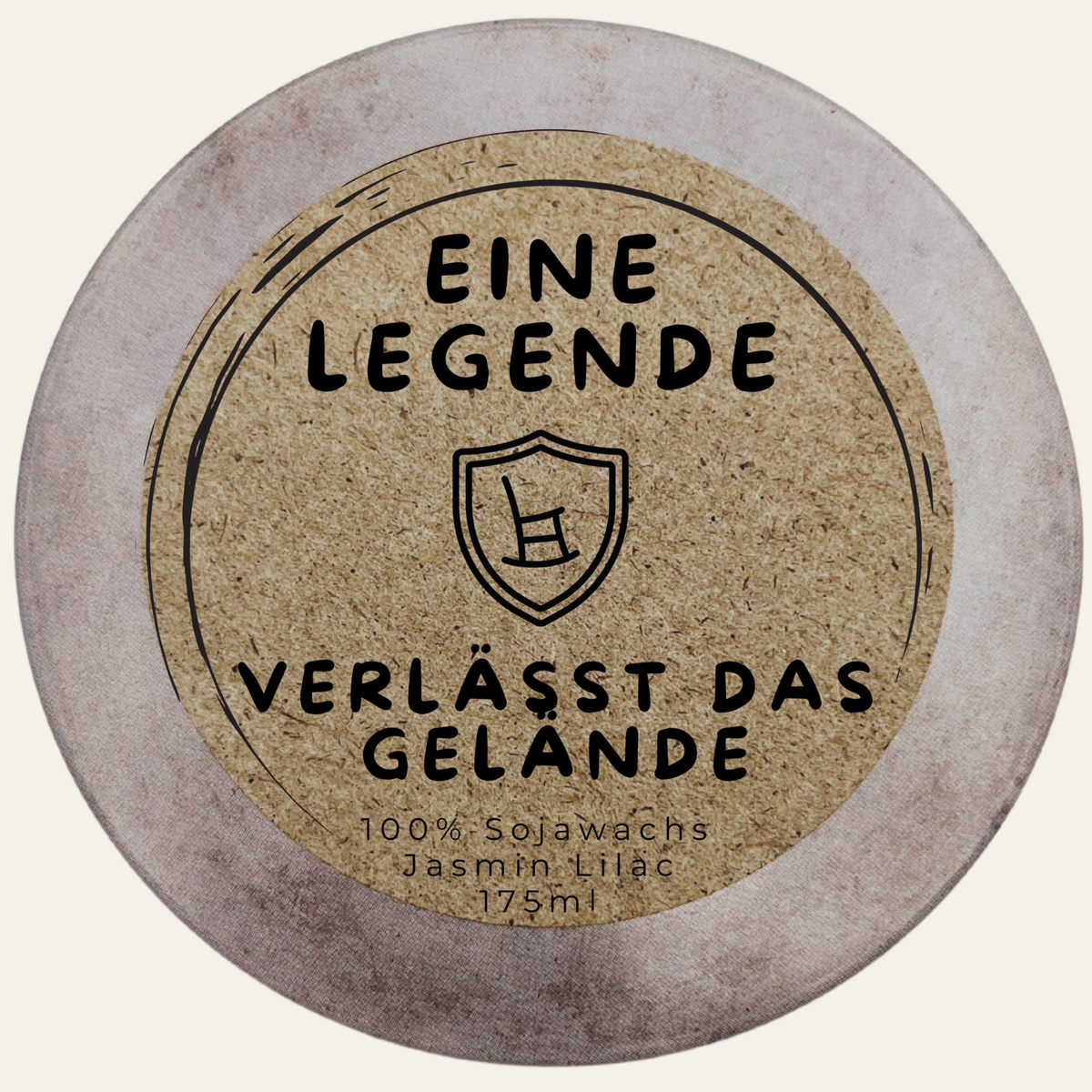 Handgemachte Duftkerze „Legende im Ruhestand“ – handmade von DochtFreunde (Bild 4)