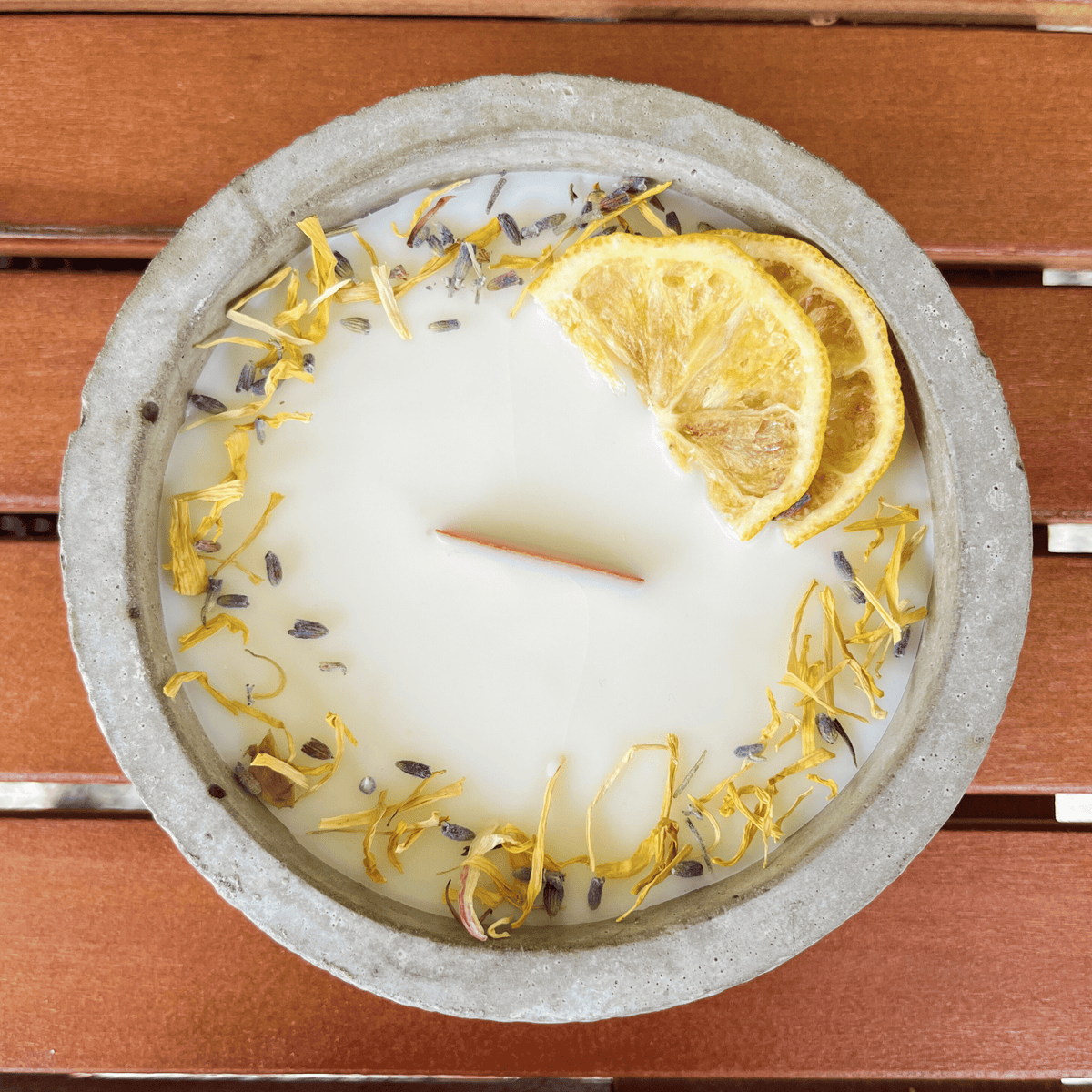 Limitierte Einzelstücke: Outdoor Citronella-Betonkerze „Mugge Schreck“ – handmade von DochtFreunde (Bild 2)