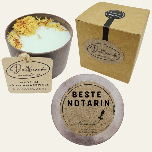 Handgemachte Duftkerze „Beste Notarin“ – handmade von DochtFreunde (Bild 1)